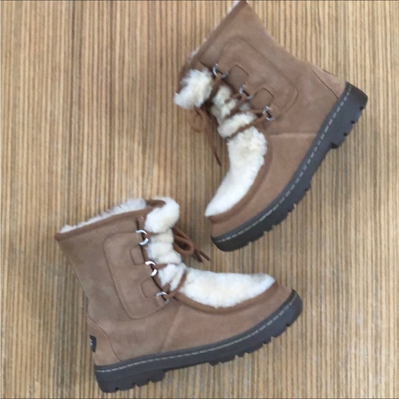 UGG Mukluk Revival Size 6 - Picture 4 of 8